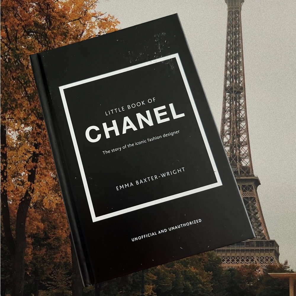 CHANEL SMALL COFFEE TABLE BOOK PHOTOS AND HISTORY OF COCO CHANEL